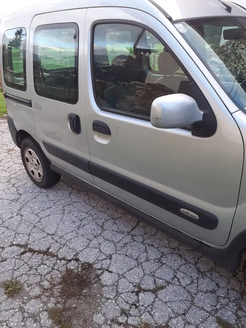 Renault Kangoo Kangoo Privilége 1,6 16V 4x4 Privilège Silber - 2