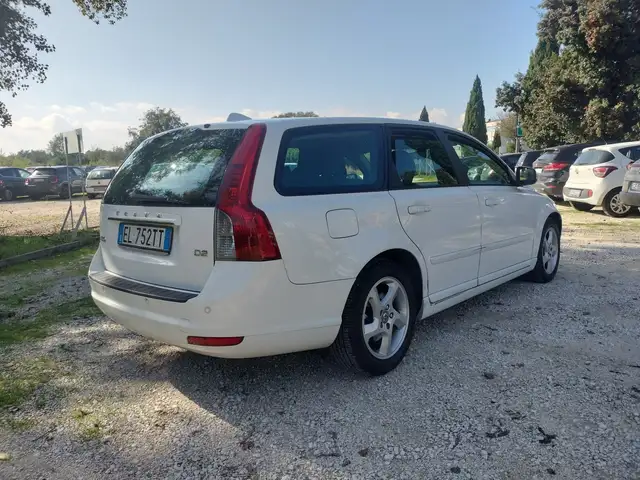 Volvo V50