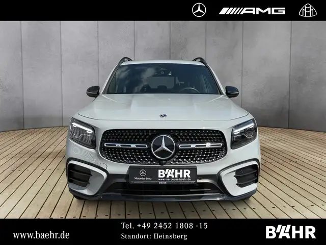 Mercedes-Benz GLB view 7