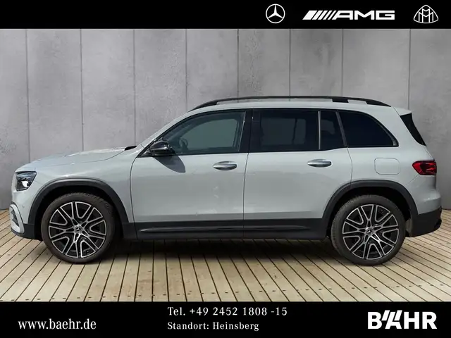 Mercedes-Benz GLB view 2
