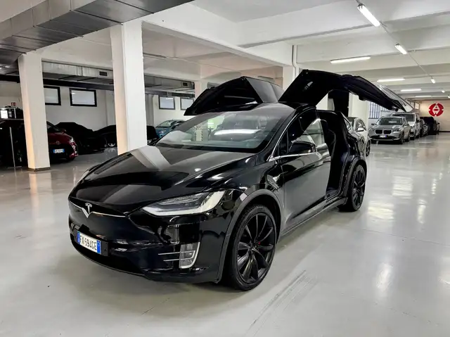 Tesla Model X Model X Performance Ludicrous 6 Posti