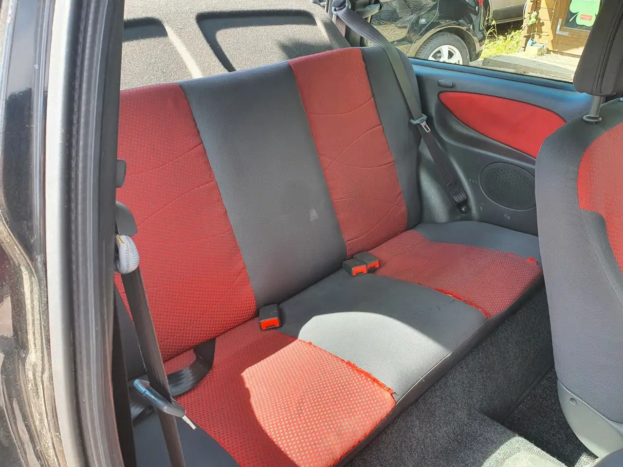 Lancia Ypsilon Cosmopolitan nero / elek. Faltdach/HU Neu, foto 12