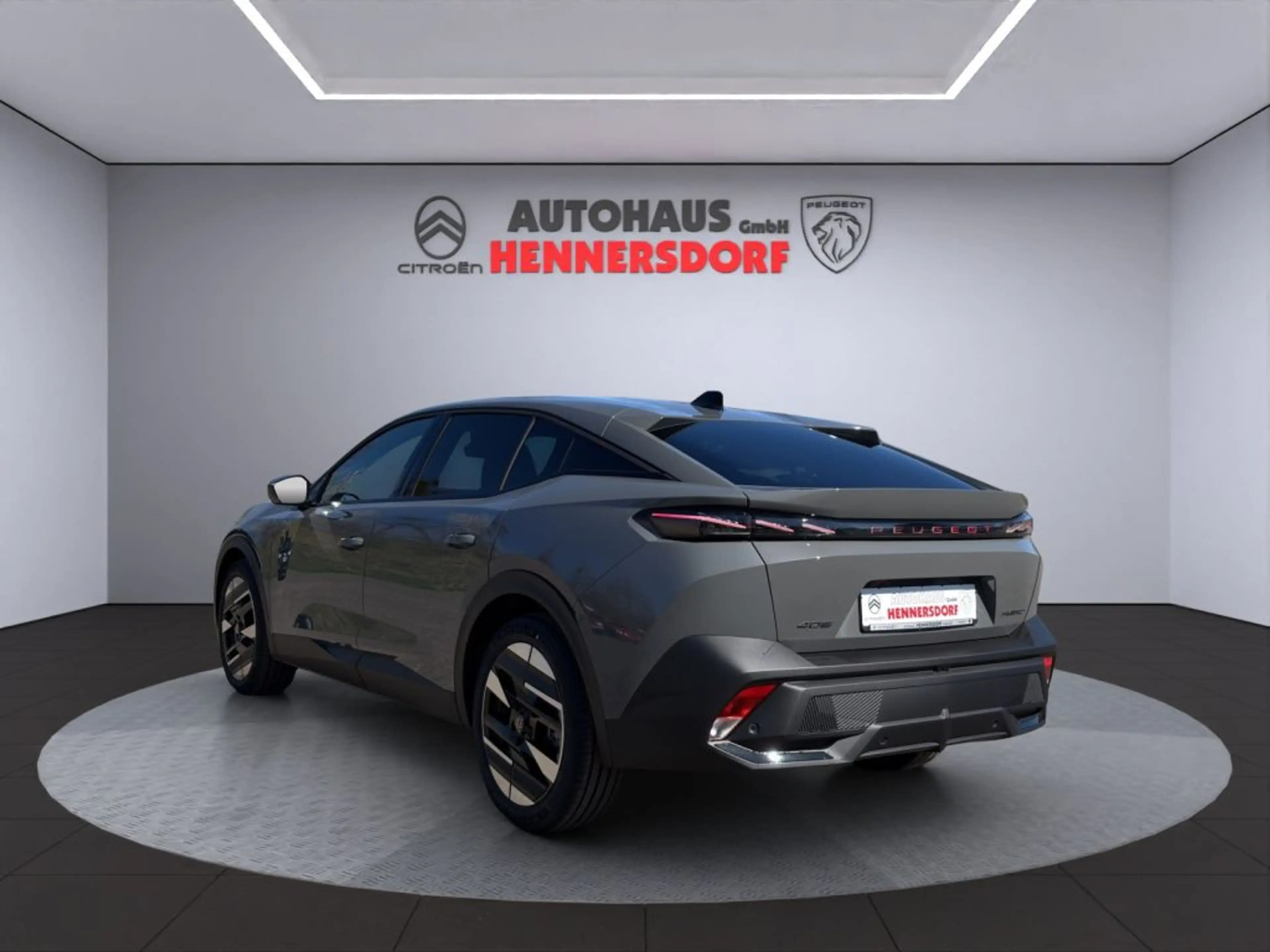 Peugeot 408 HYBRID 145 e-DSC6 GT Exclusive (F) — photo 4