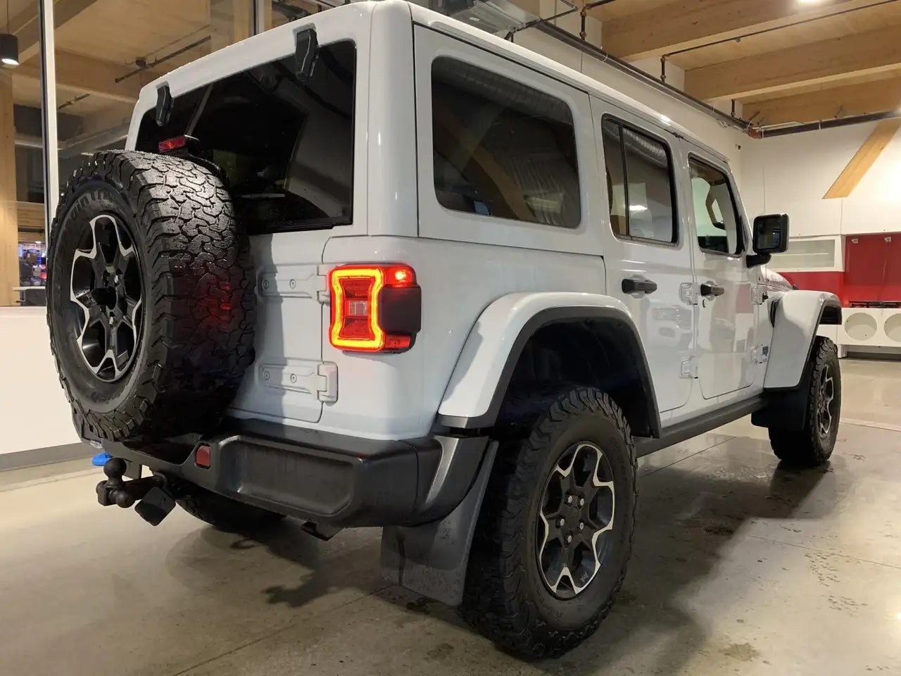 Jeep Wrangler photo Jeep Wrangler