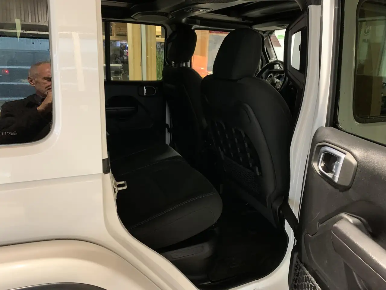 Jeep Wrangler photo Jeep Wrangler
