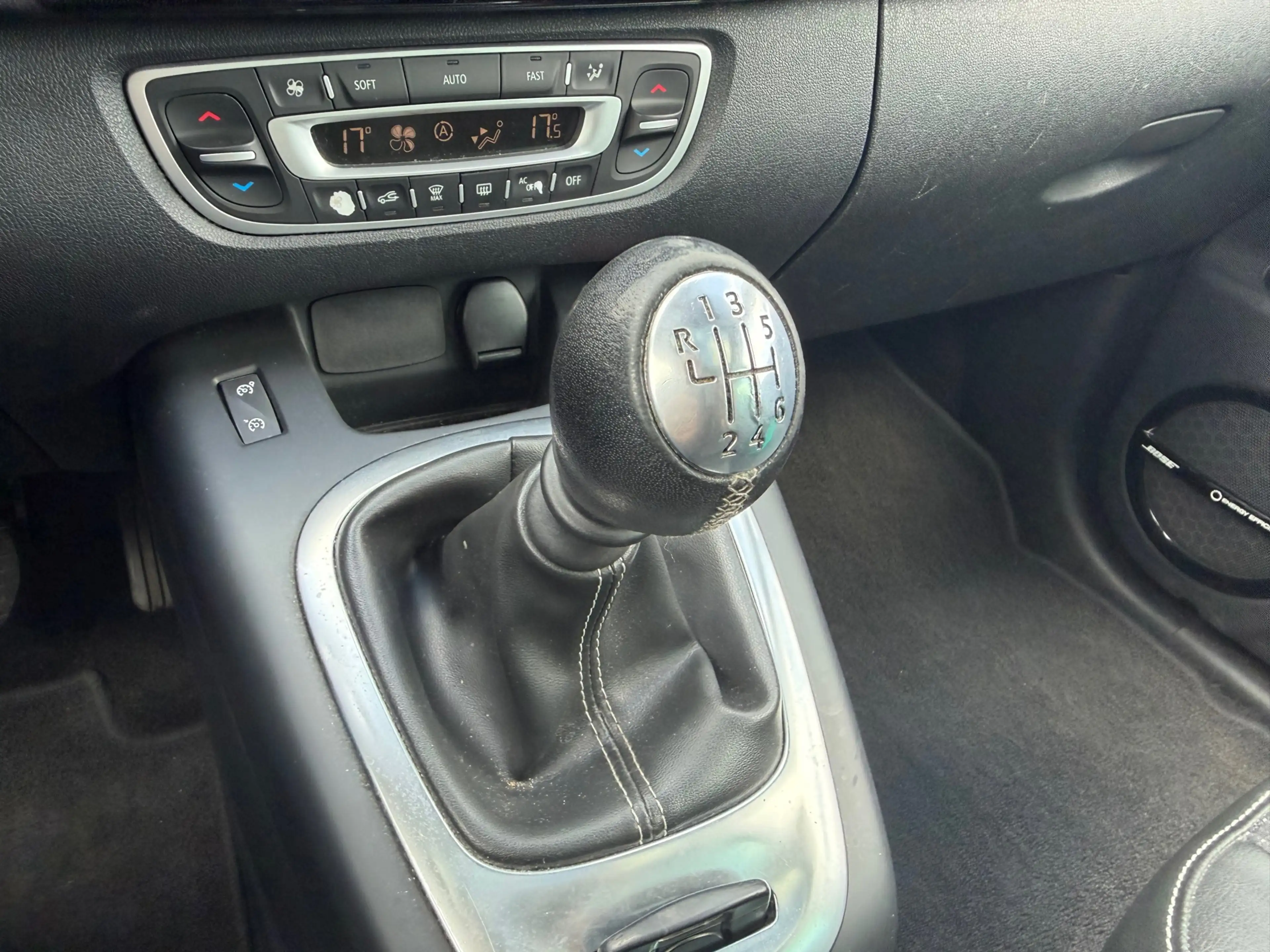 Renault Grand Scenic 1.2 TCe Bose - Blanc Glacier - Panorama/schuifdak — photo 12