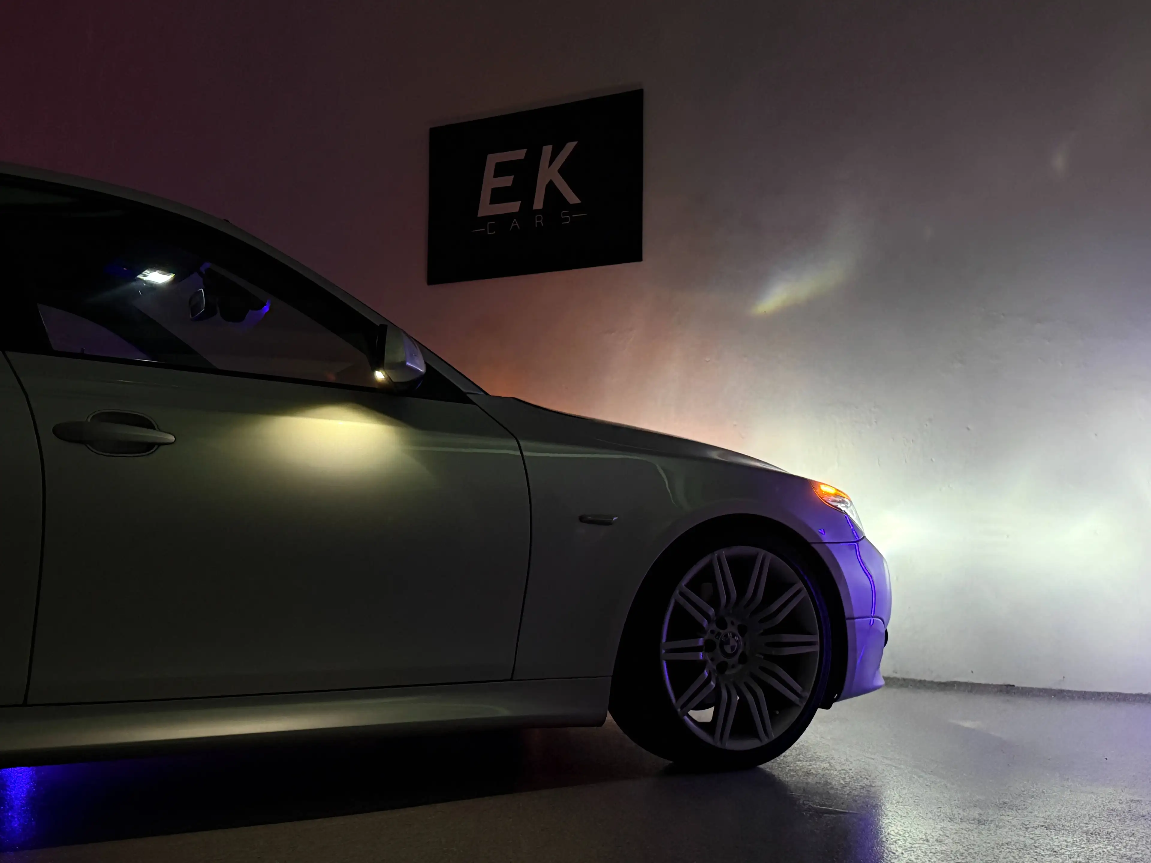 BMW 525 D Edition M-Paket *SITZH* *19-ZOLL* *NAVI* *PDC* — photo 12