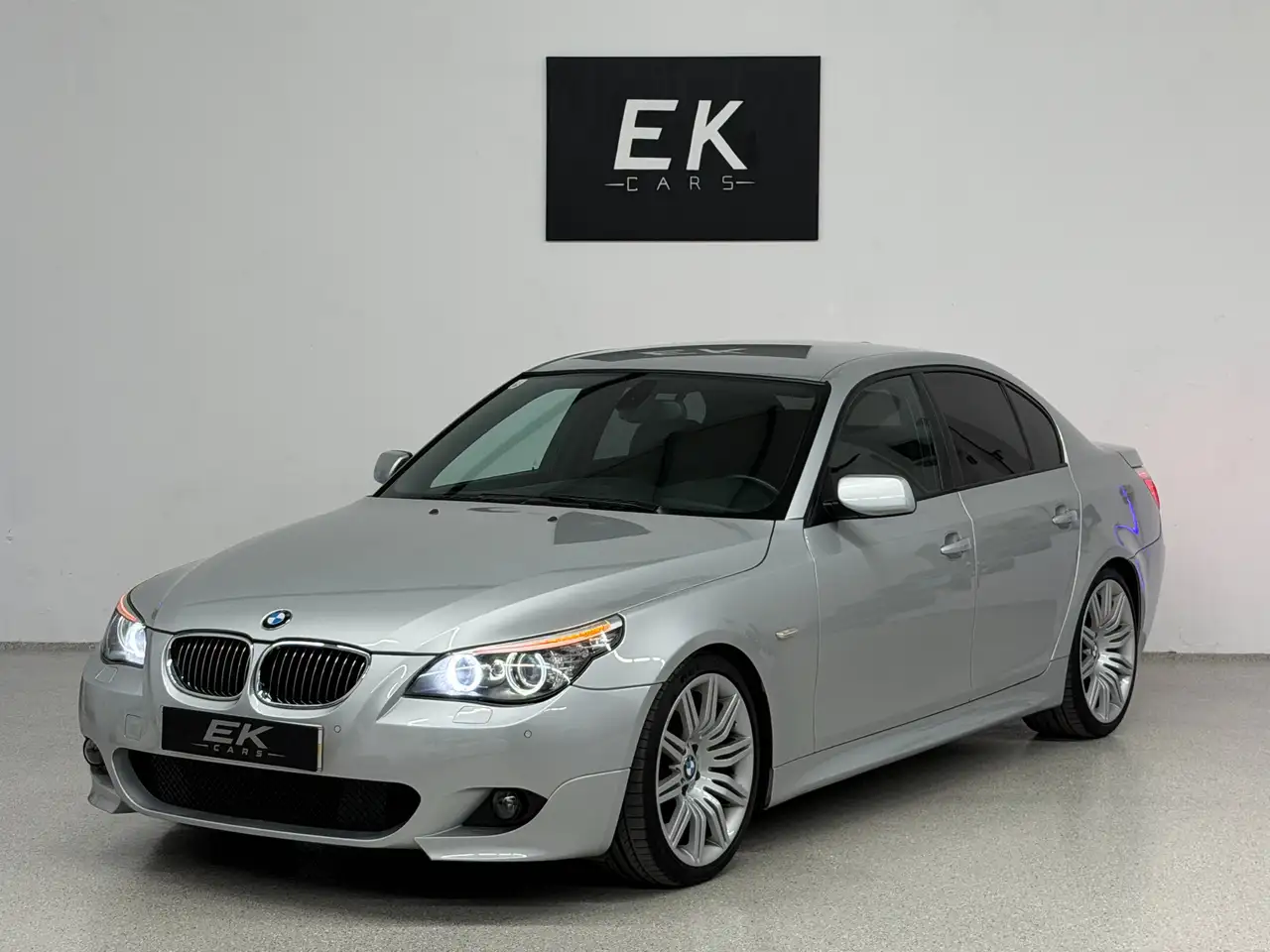 BMW 525