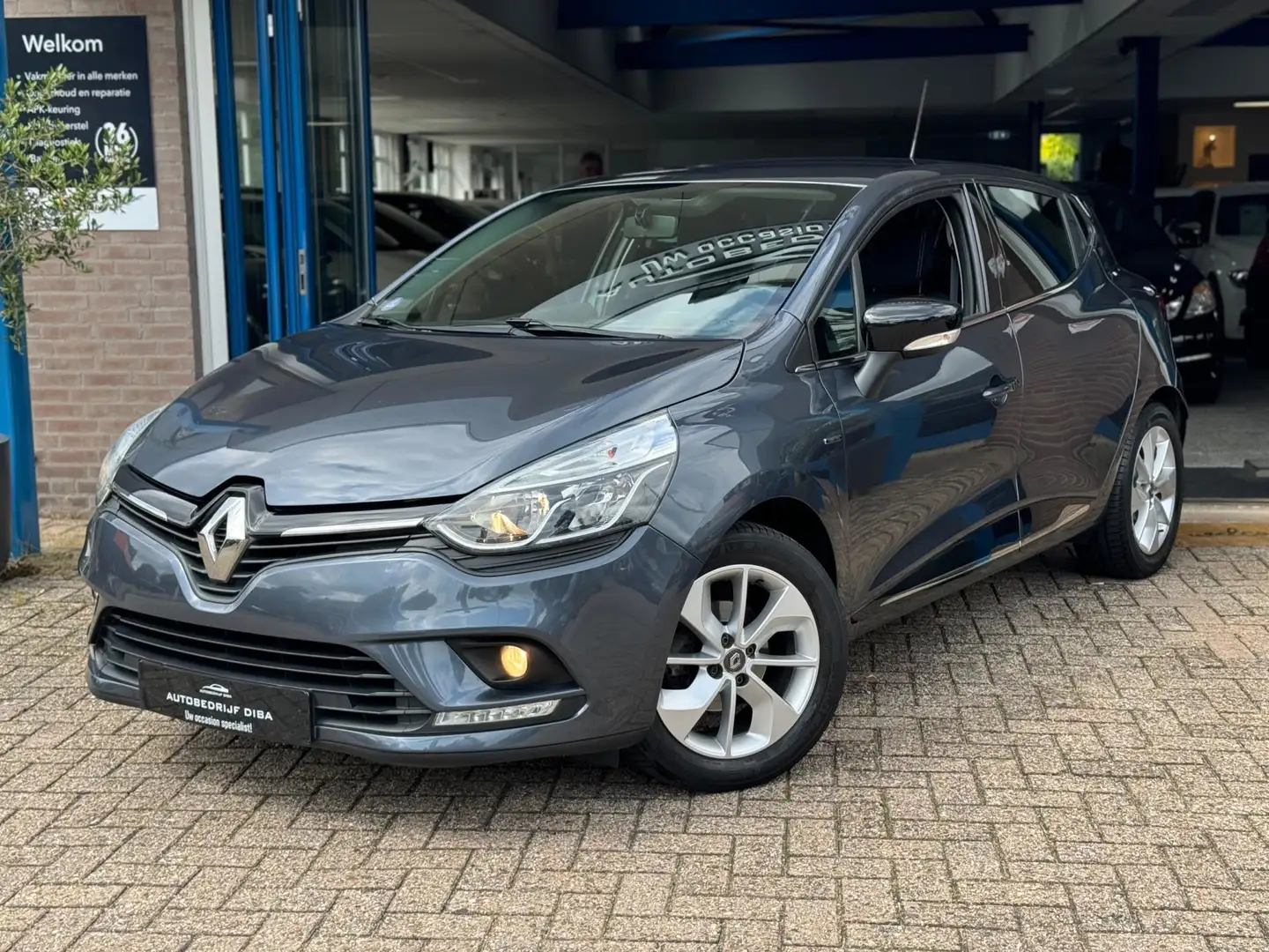 Renault Clio 0.9 TCe Limited 2018 NAVI AIRCO LM NAP 1e NAP! Gris - 2