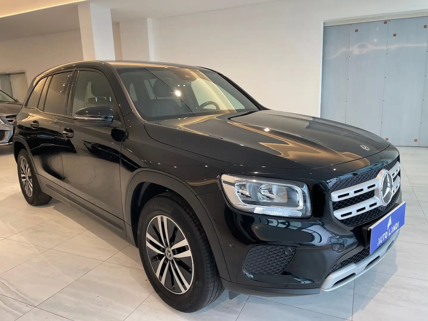 Mercedes-Benz GLB 180 Premium auto Noir - 2