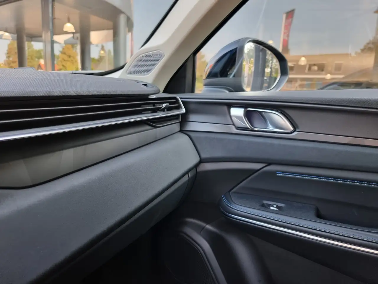 Lynk & Co 01 1.5 Plug-in Hybrid | 75km Electr.bereik | 360 came 26