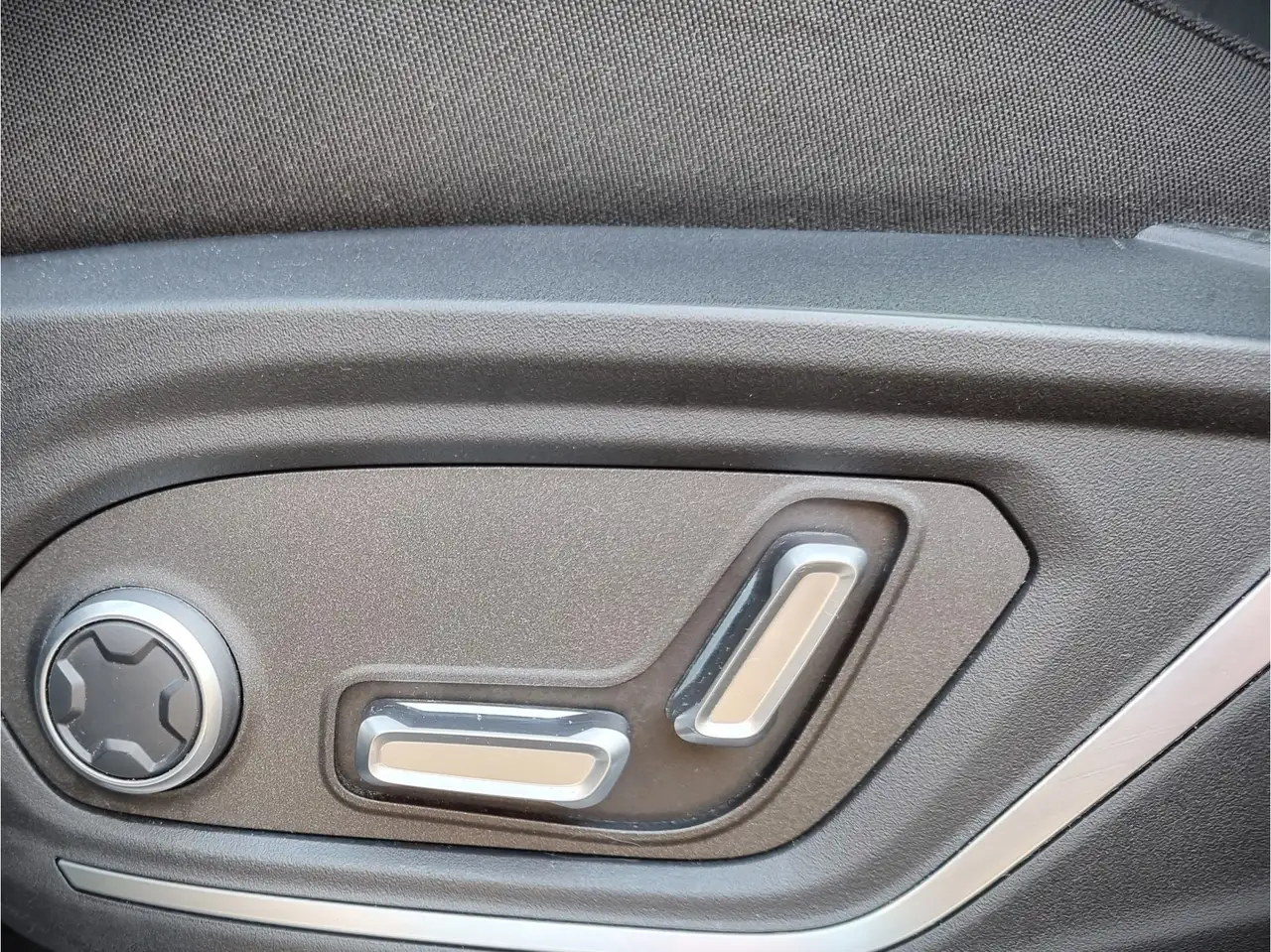 Lynk & Co 01 1.5 Plug-in Hybrid | 75km Electr.bereik | 360 came 27