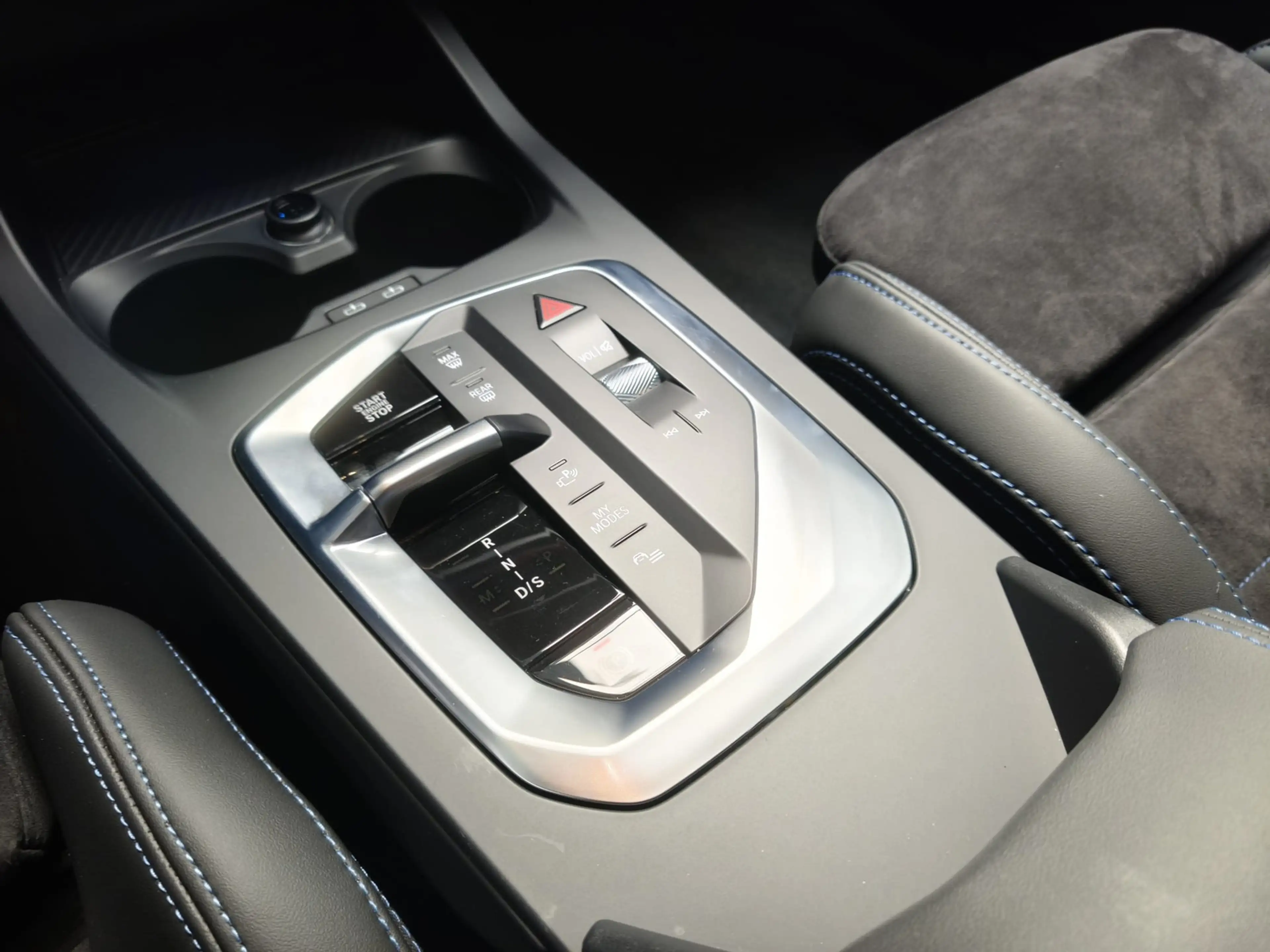BMW 120 i M Sport Dr.As+/19"/ACC/PANO — photo 12