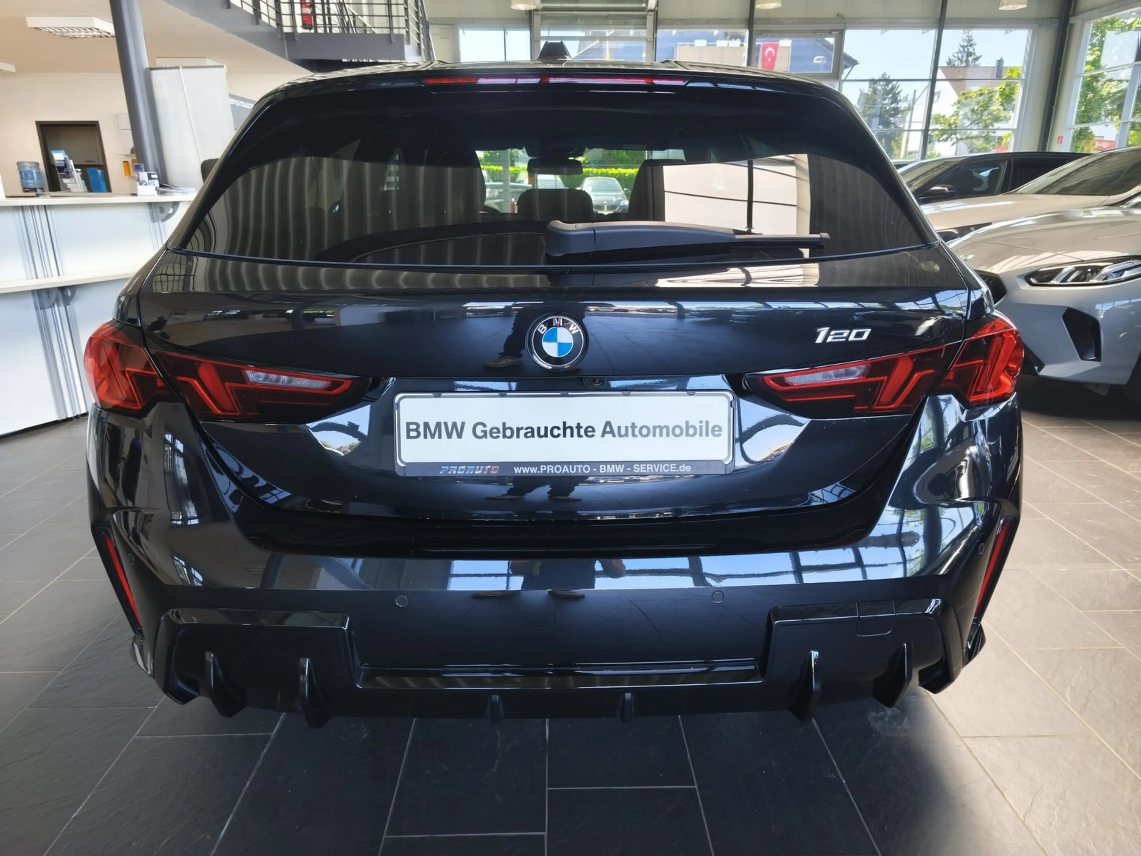 BMW 120 i M Sport Dr.As+/19"/ACC/PANO — photo 5