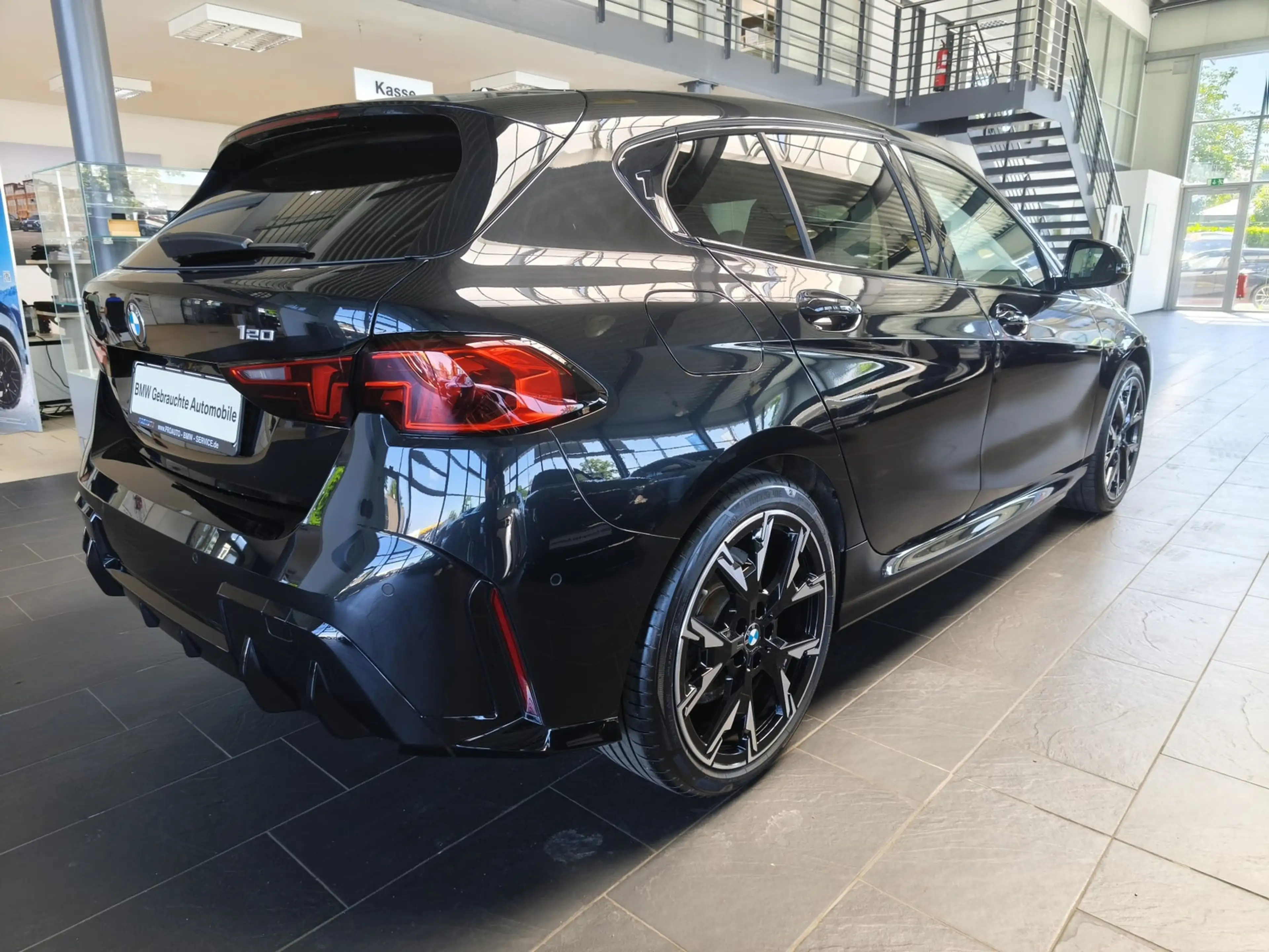 BMW 120 i M Sport Dr.As+/19"/ACC/PANO — photo 7