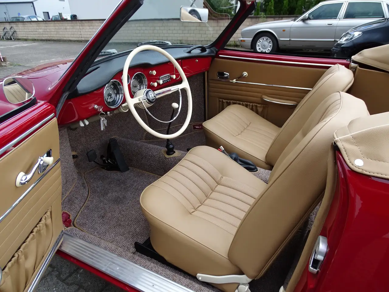 Volkswagen Karmann Ghia Cabrio vollständig restauriert, foto 4