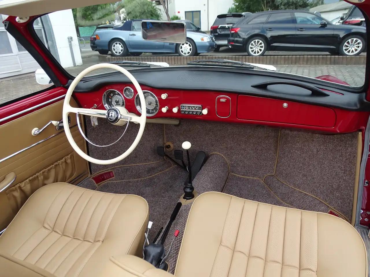 Volkswagen Karmann Ghia Cabrio vollständig restauriert, foto 5