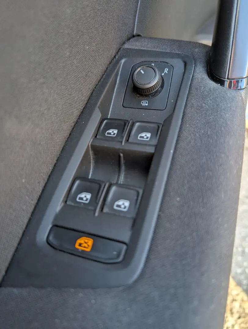 Volkswagen Touran Trendline 1,6 SCR TDI - 2