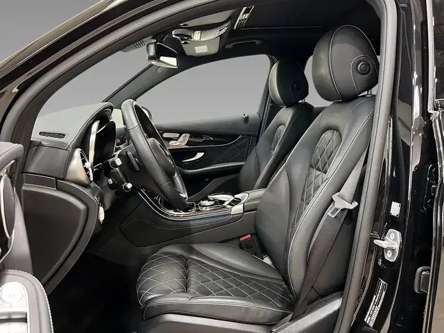 Mercedes-Benz GLC view 9