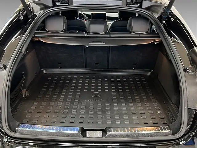 Mercedes-Benz GLC view 8