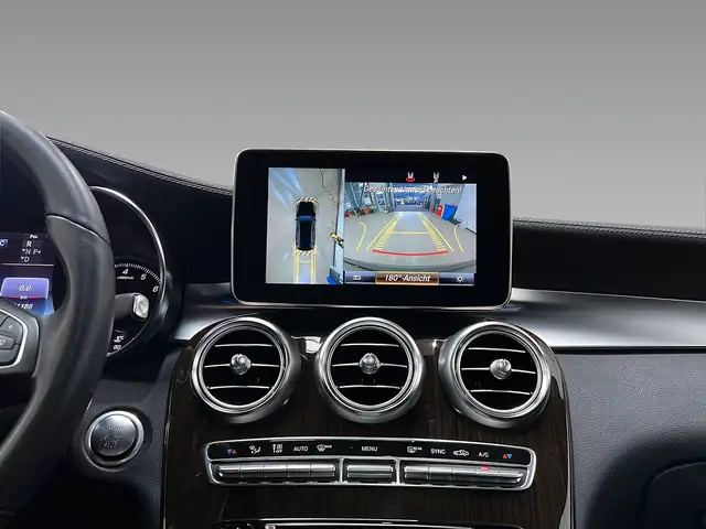 Mercedes-Benz GLC view 15