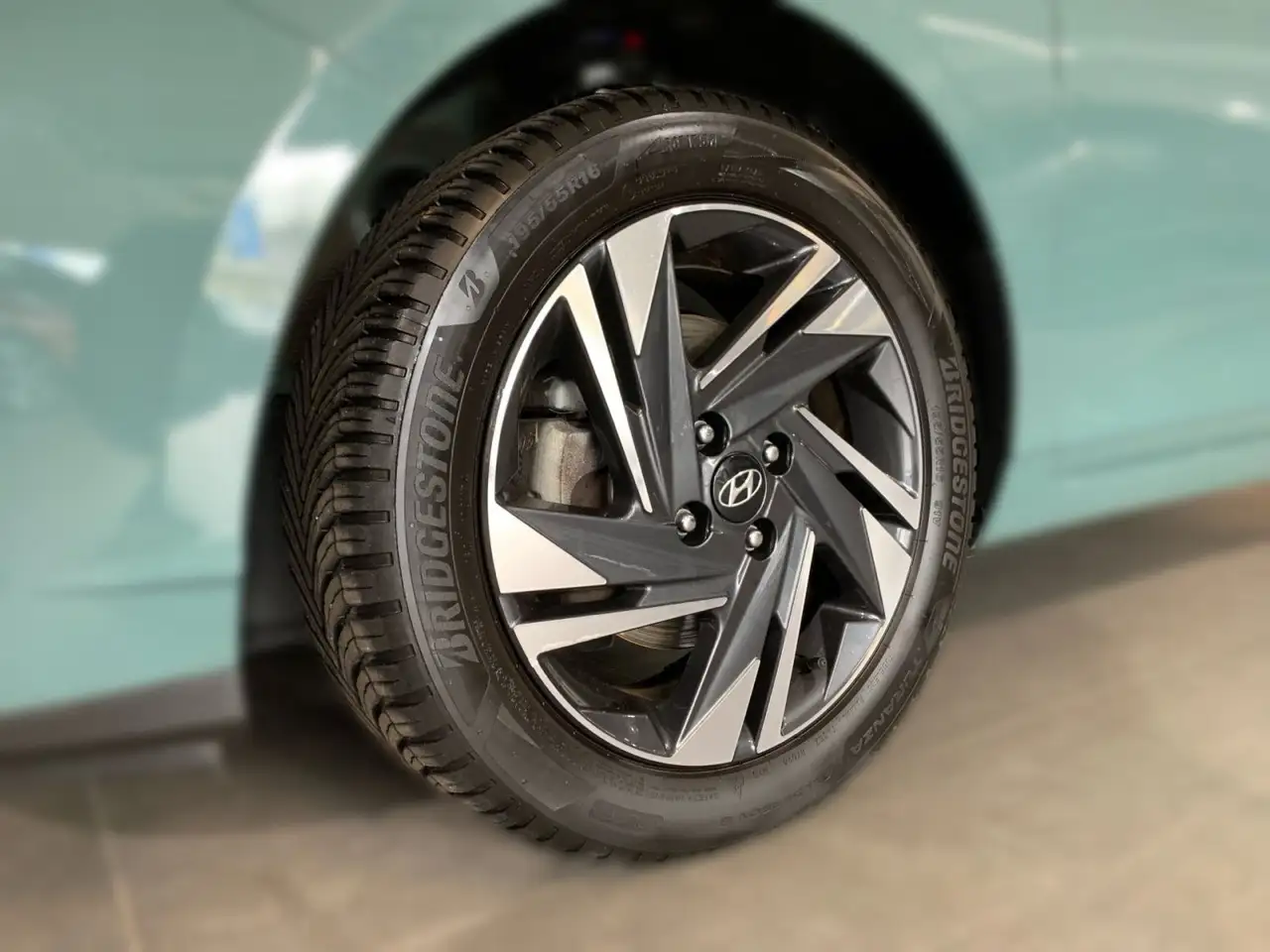 Hyundai i20 1.0 T-GDI Trend Mild-Hybrid AHK 1Hd 9