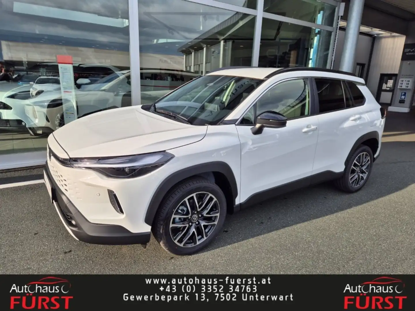 Toyota Corolla Cross 1.8, Active Drive, 4x2 Weiß - 1