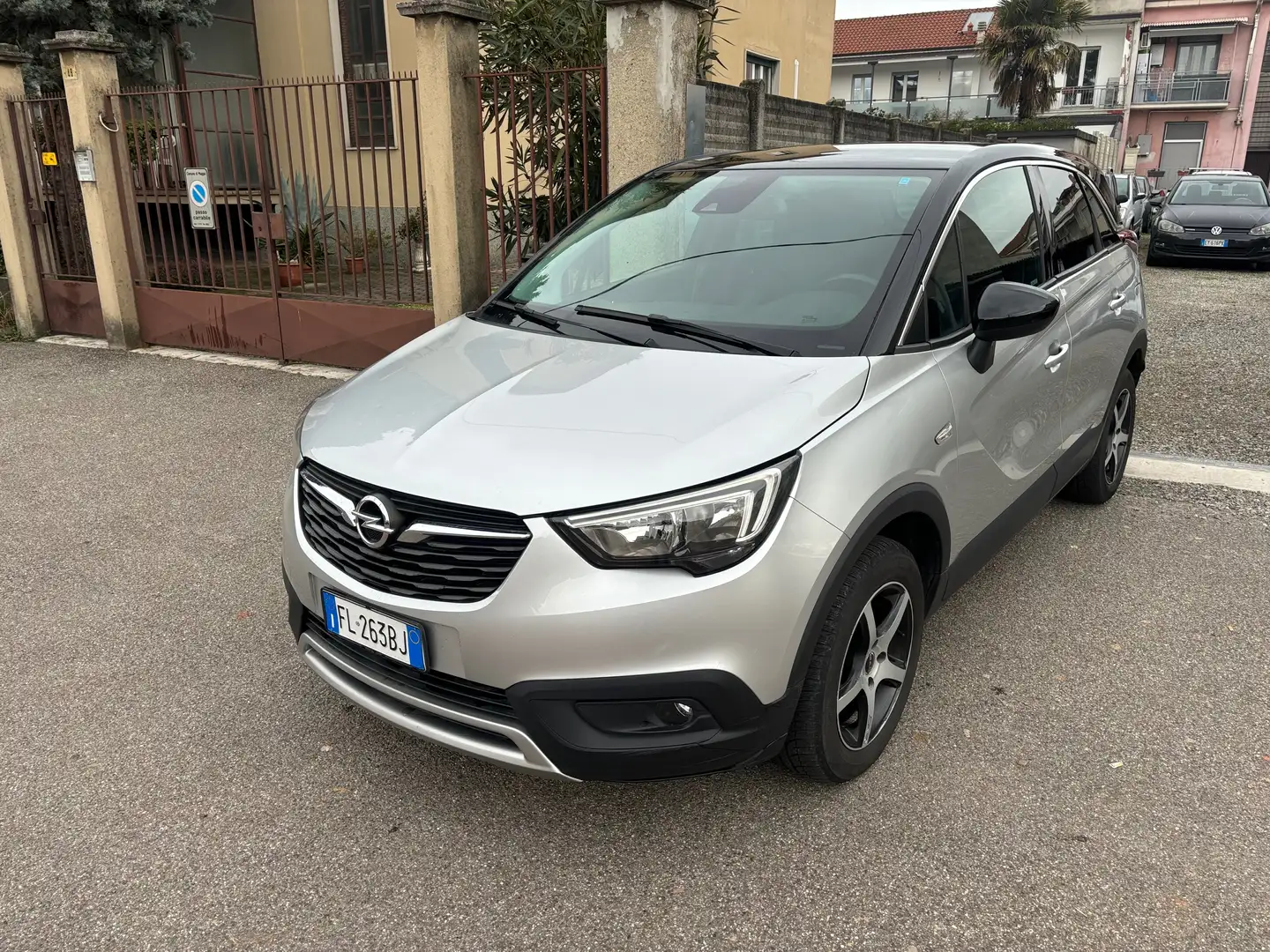 Opel Crossland X 1.2 Ultimate s Grigio - 1