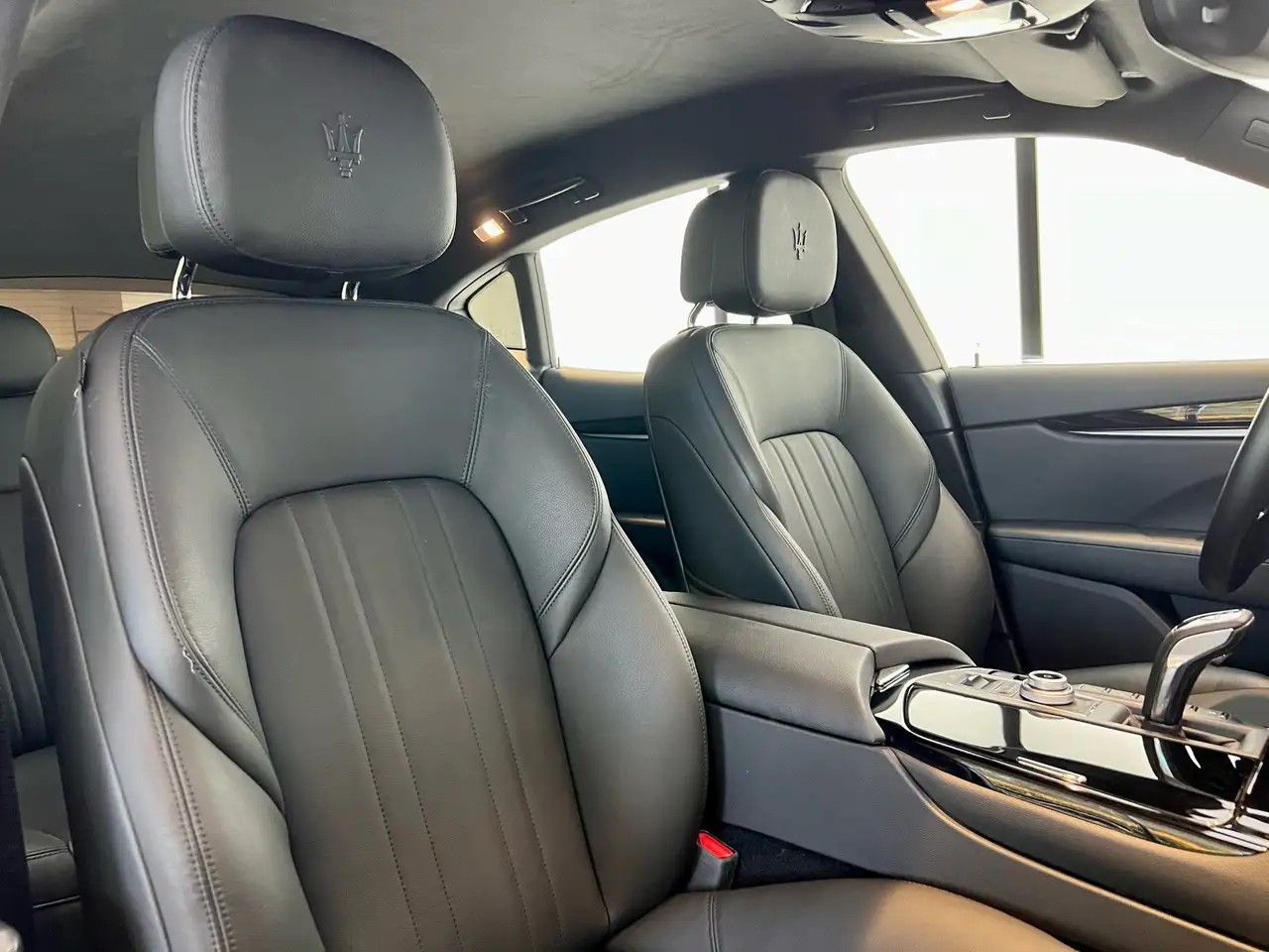 Maserati Levante 2022 — фото 12
