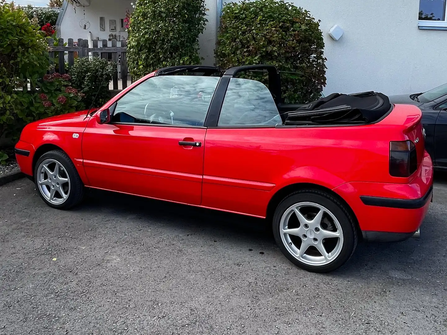 Volkswagen Golf Cabriolet Golf Cabrio Trendline Rot - 1