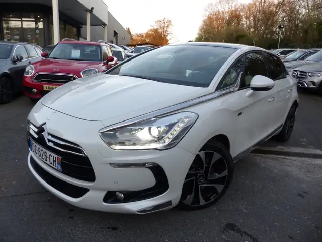 Citroen DS5 HYBRID4 SPORT CHIC ETG6