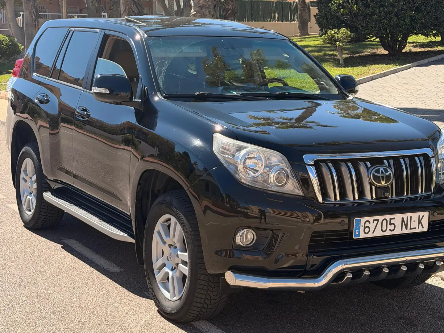 Toyota Land Cruiser Prado VX Schwarz - 1