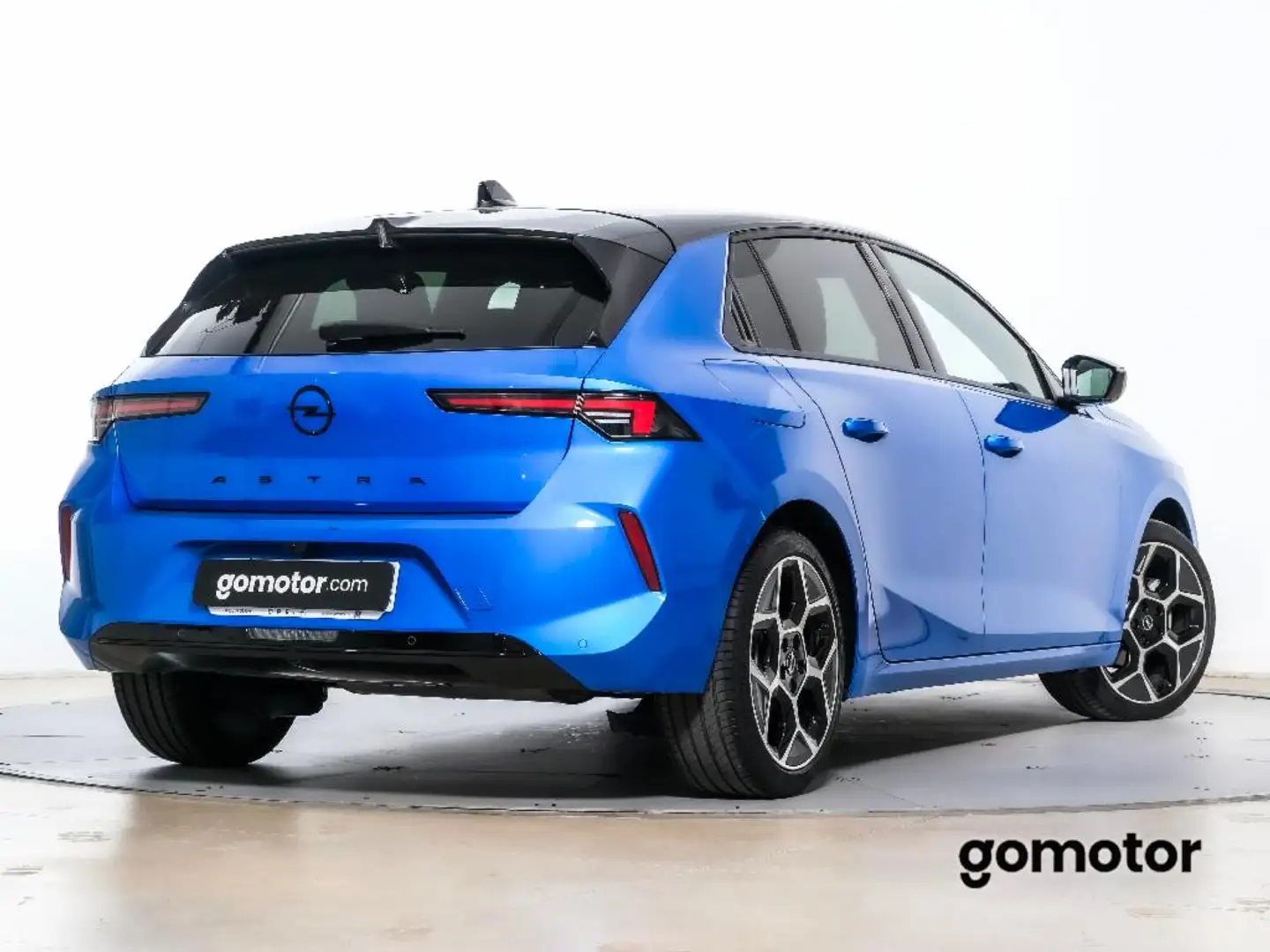 Opel Astra 1.2T XHT S/S GS 130 Azul - 2