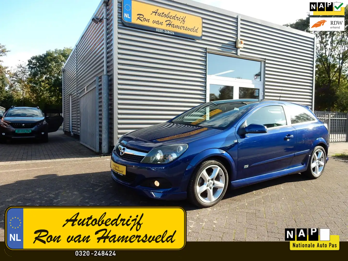 Opel Astra GTC 1.6 SPORT OPC-LINE*NAVI*PANORAAM*CR CONTR*XENO Blauw - 1