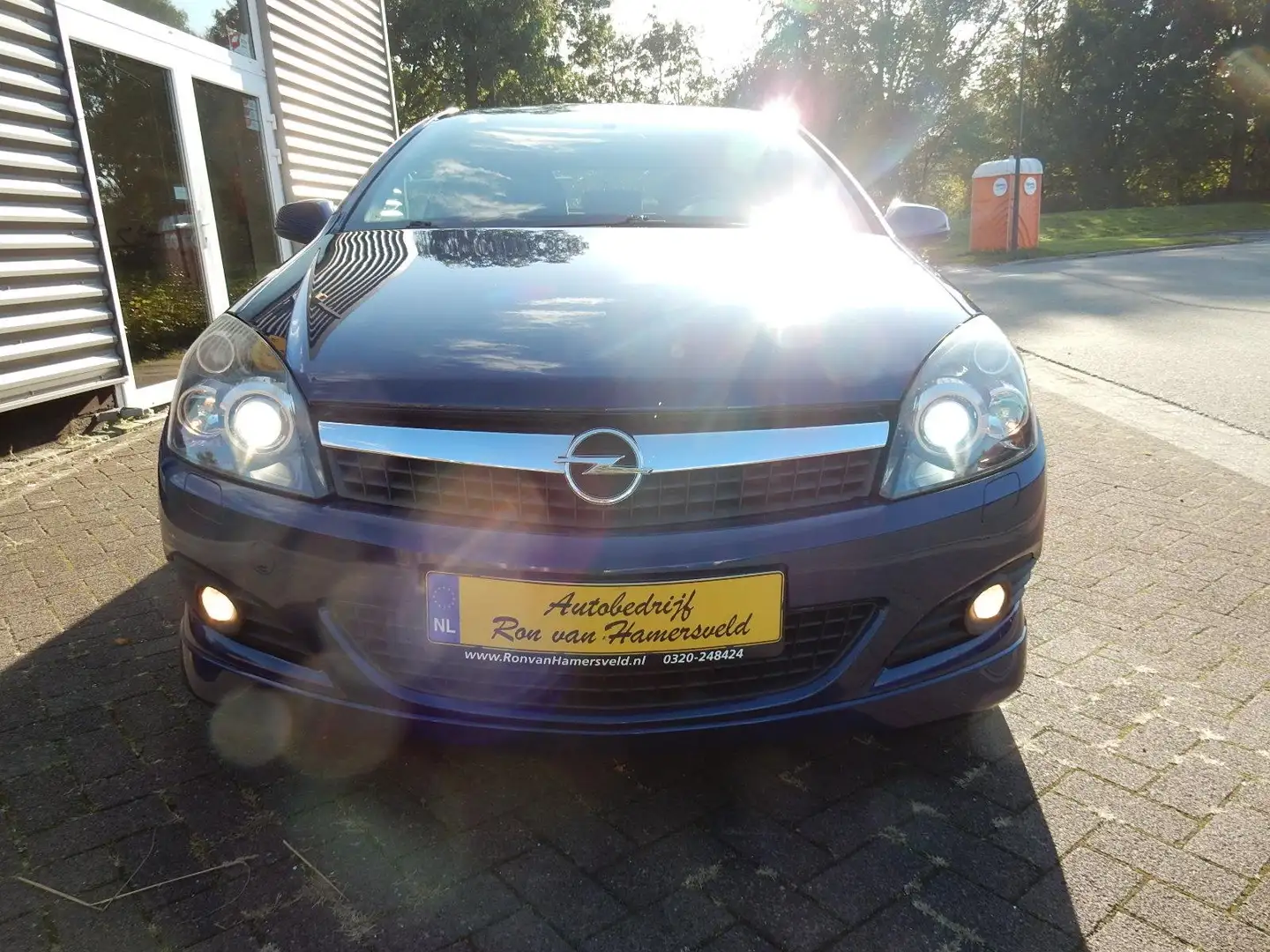 Opel Astra GTC 1.6 SPORT OPC-LINE*NAVI*PANORAAM*CR CONTR*XENO Blauw - 2
