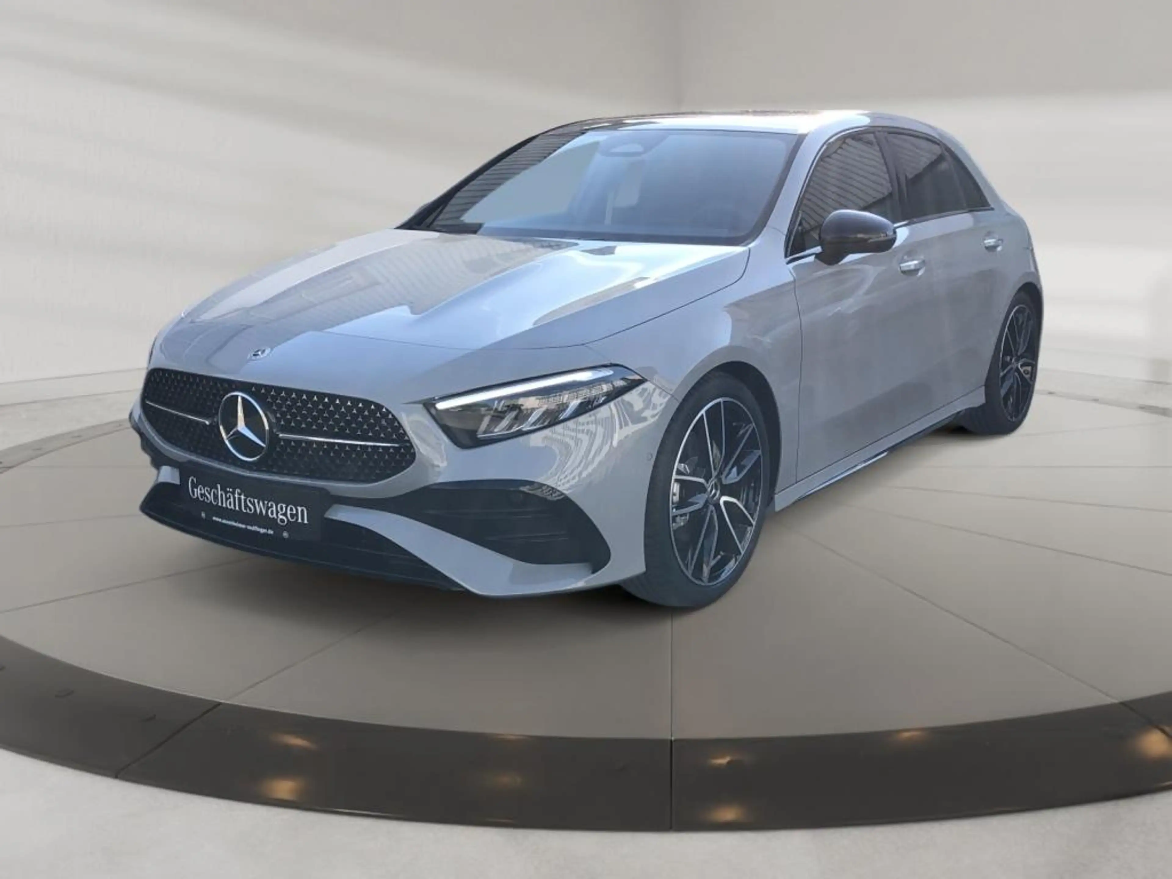 Mercedes-Benz A 200 AMG+ILS+MBUX+Night+AHK+Pano+SHD+Wide+Cam — photo 2