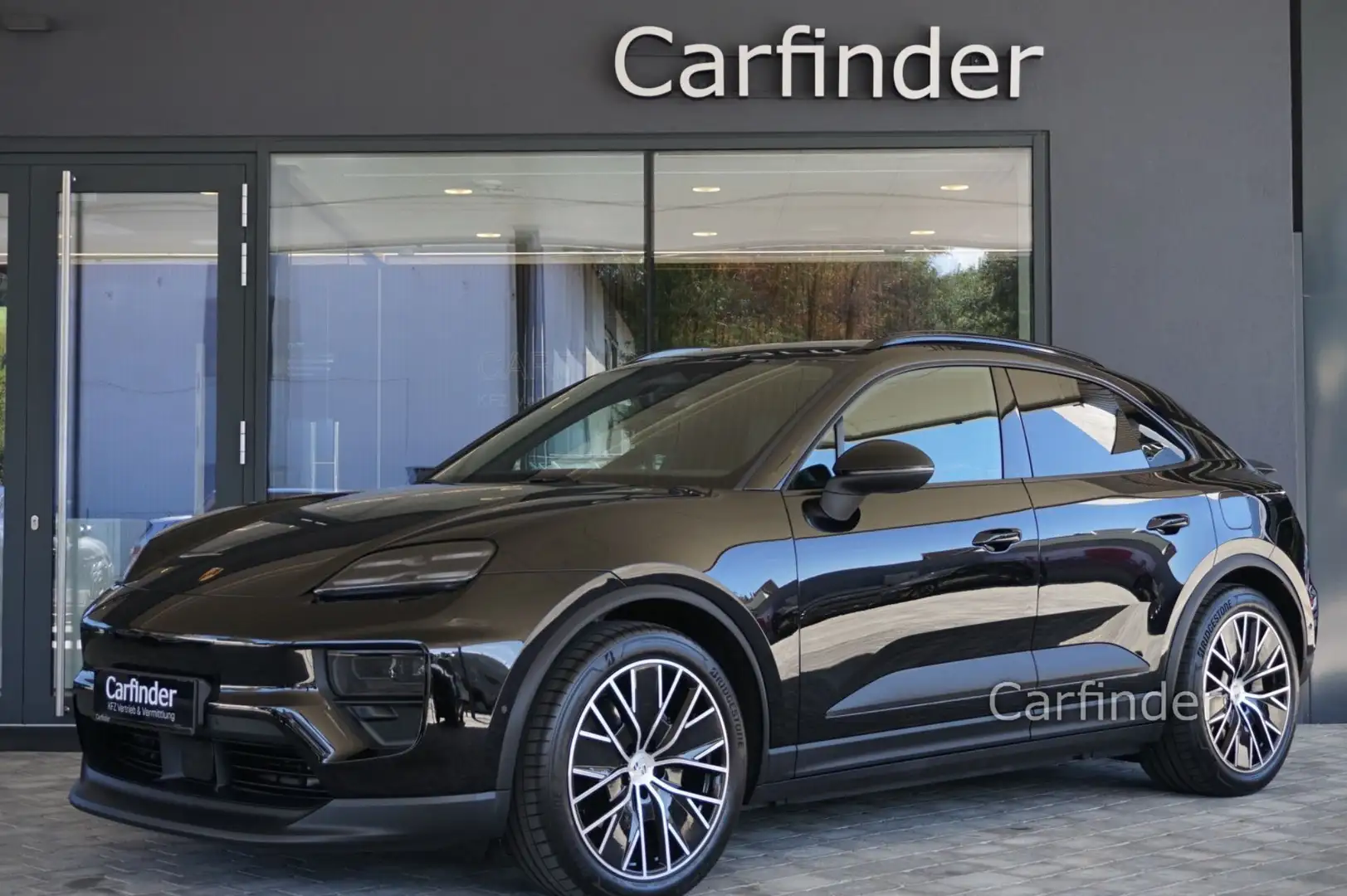 Porsche Macan 4 Electric Allrad*18-Wege, PANO,21Zoll Räder,Dach Schwarz - 1