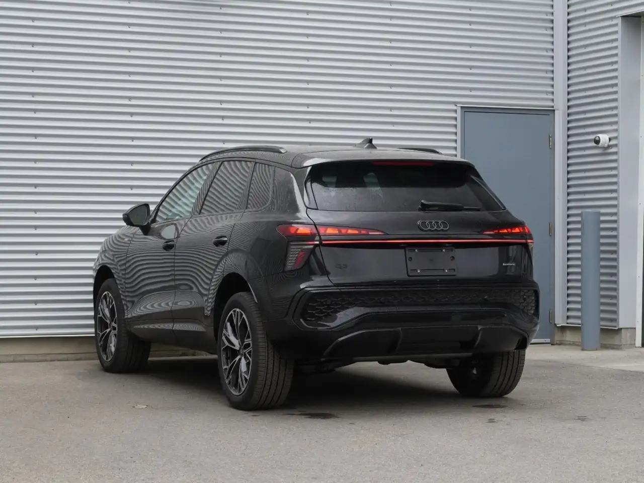 Audi Q3 снимка Audi Q3