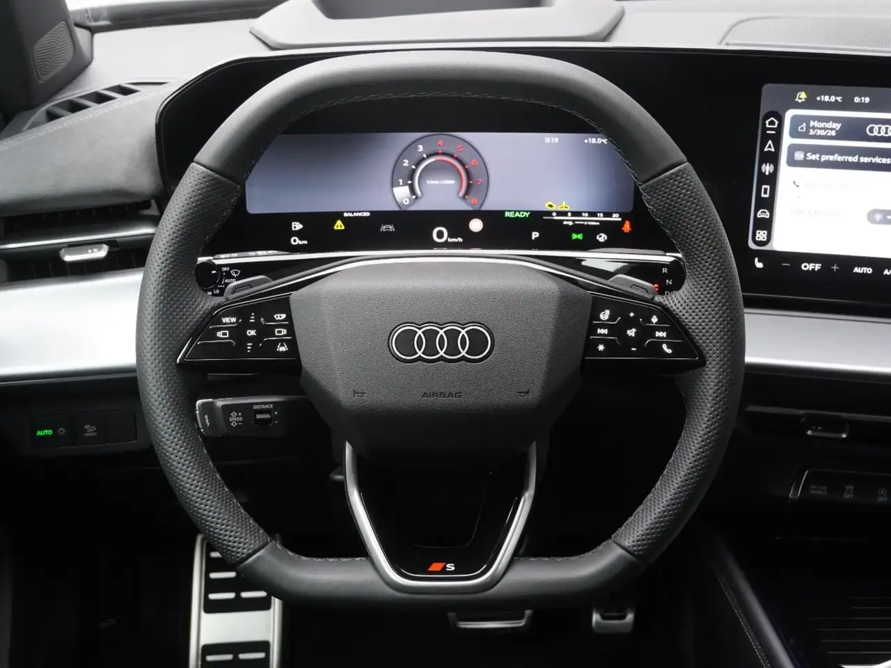 Audi Q3 снимка Audi Q3