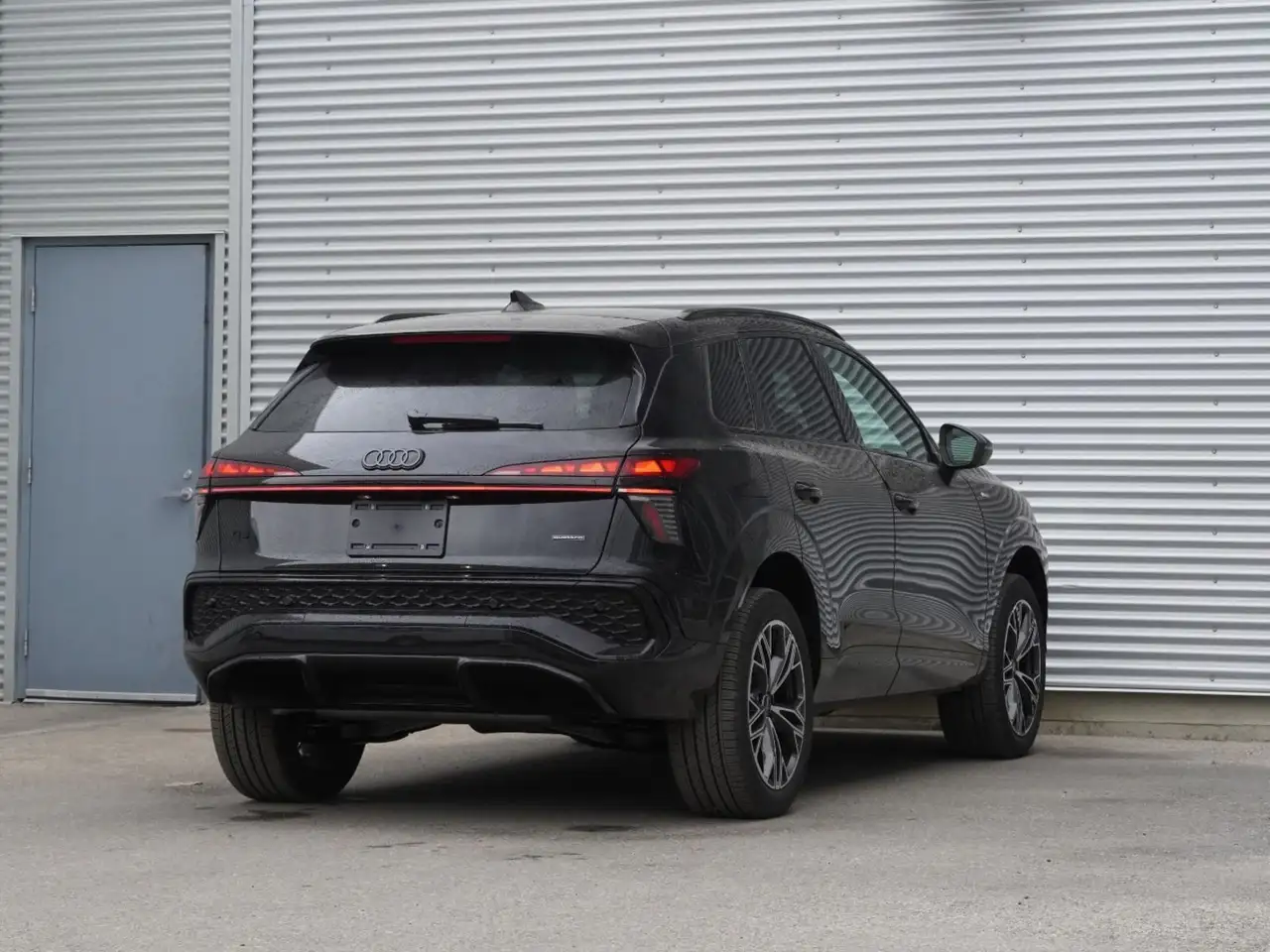 Audi Q3 снимка Audi Q3