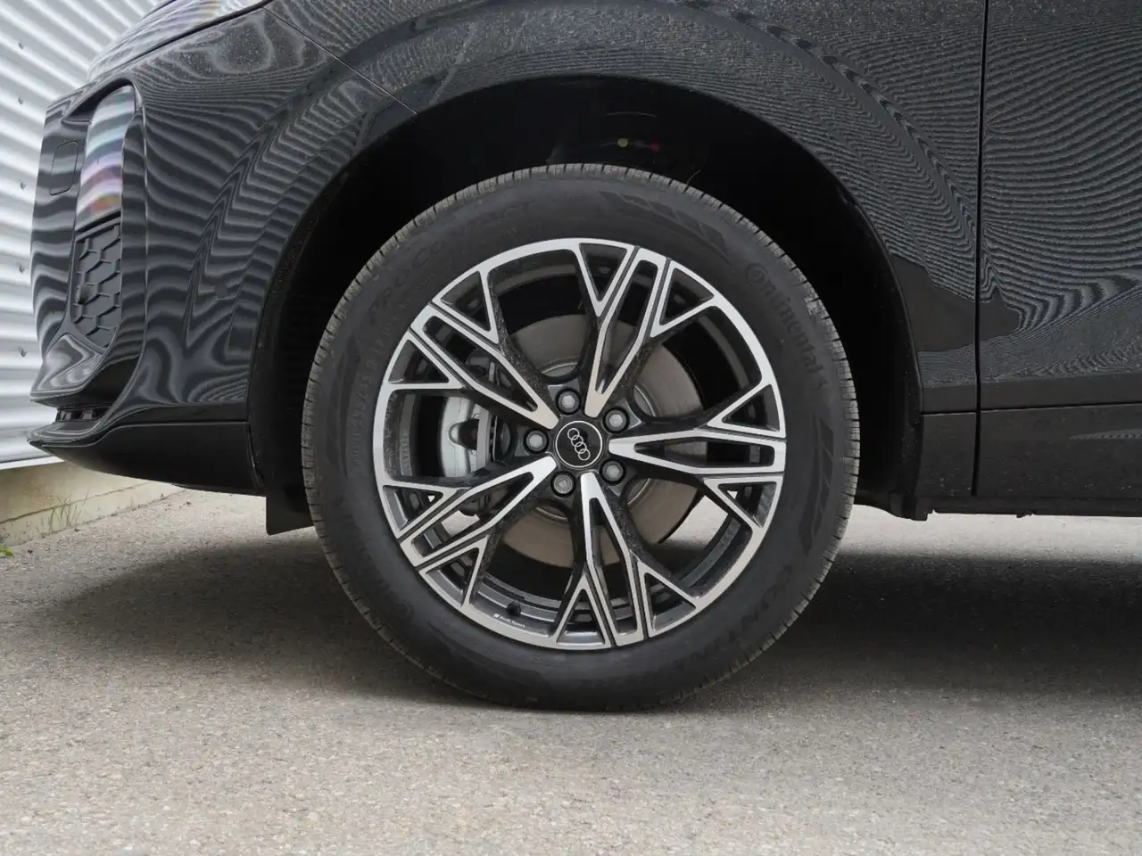 Audi Q3 снимка Audi Q3