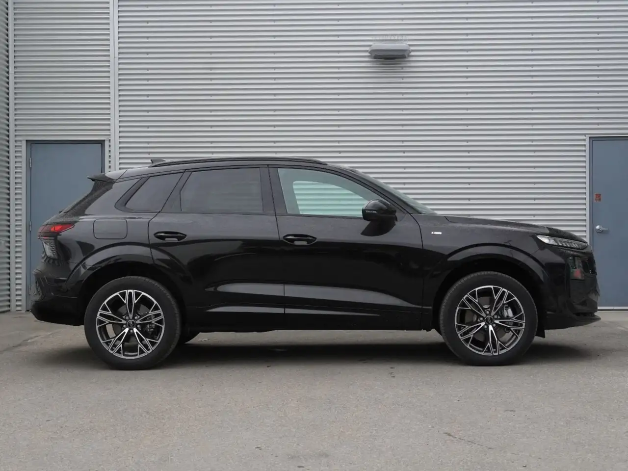 Audi Q3 снимка Audi Q3