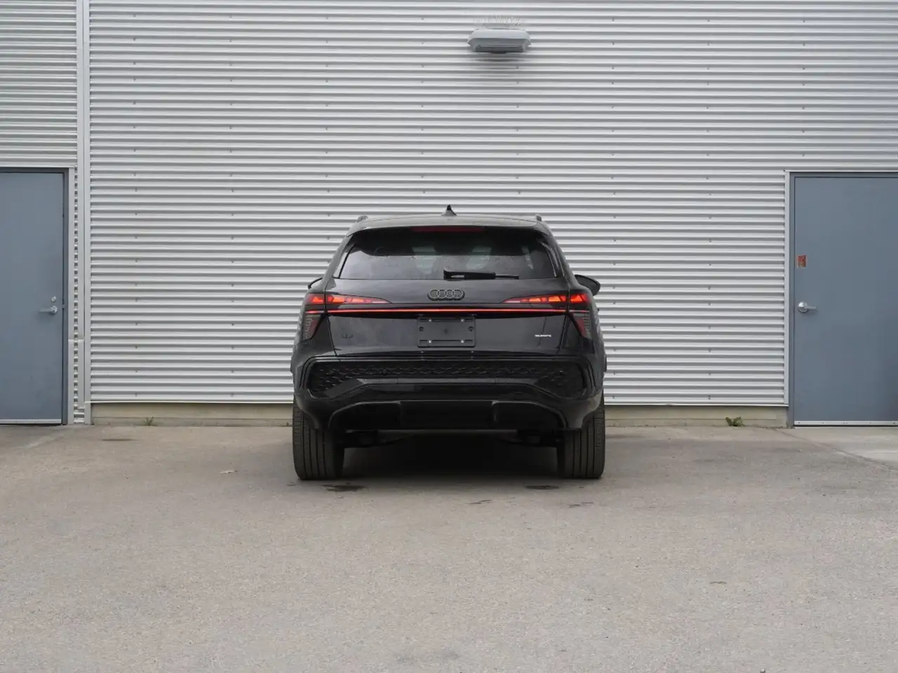 Audi Q3 снимка Audi Q3