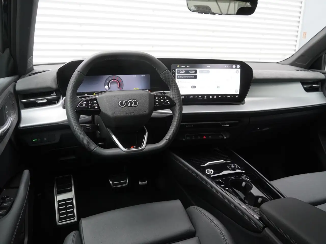 Audi Q3 снимка Audi Q3