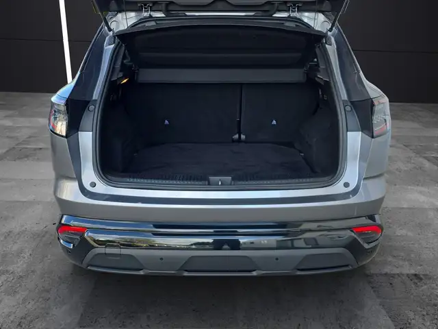 Renault Austral view 8