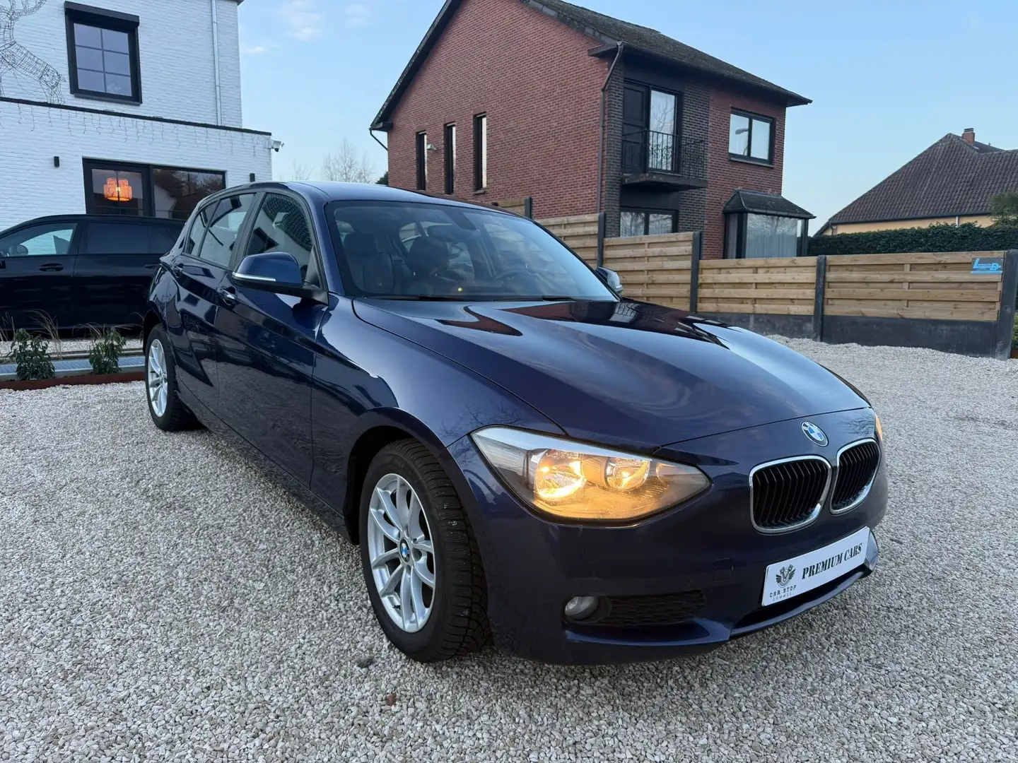 BMW 116 116 dA Sport Edition! 1 Jaar Garantie Bleu - 2