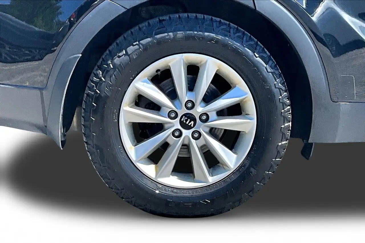Kia Sorento photo Kia Sorento