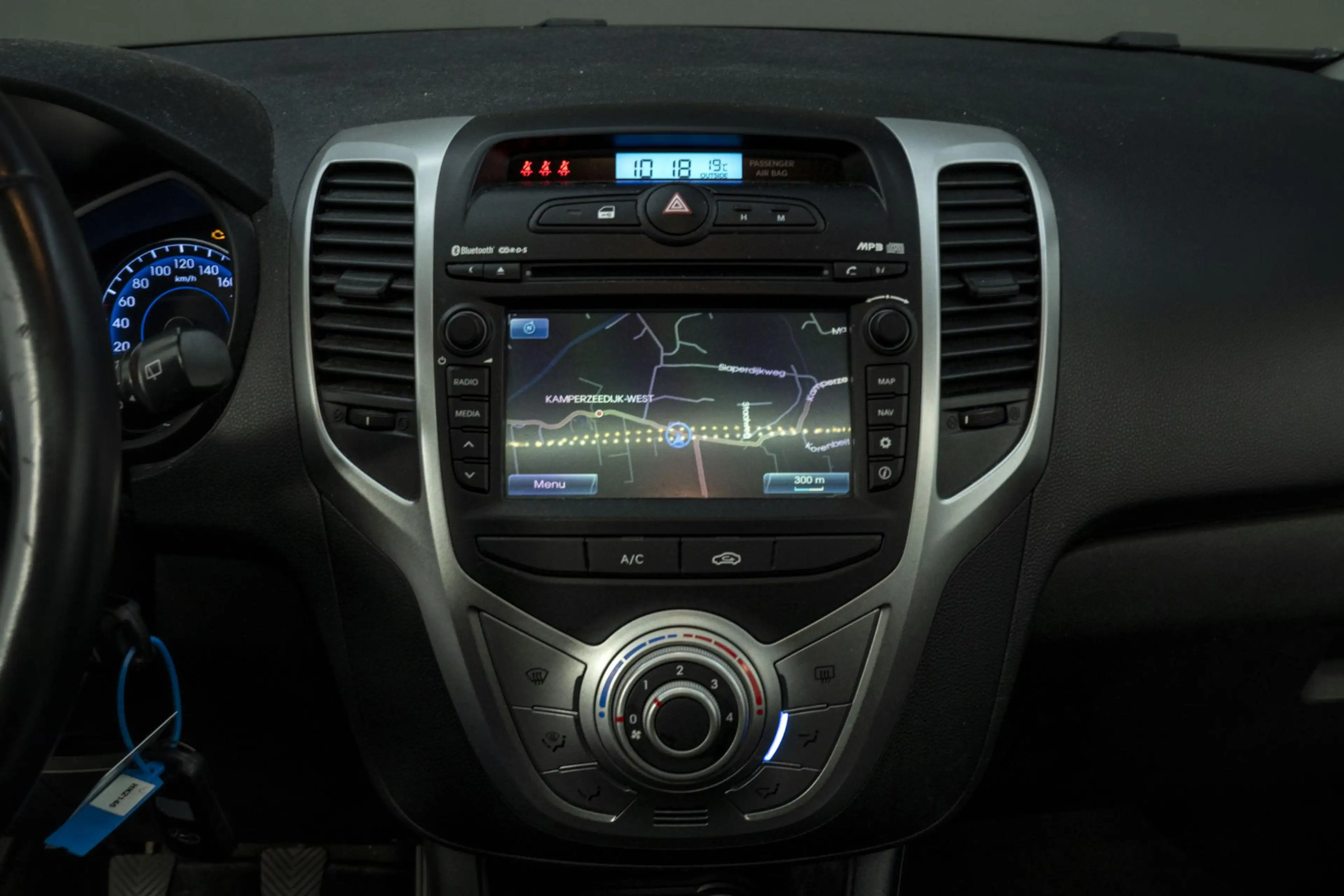 Hyundai iX20 1.4i Go! | Trekhaak | | Navigatie | Camera — photo 8