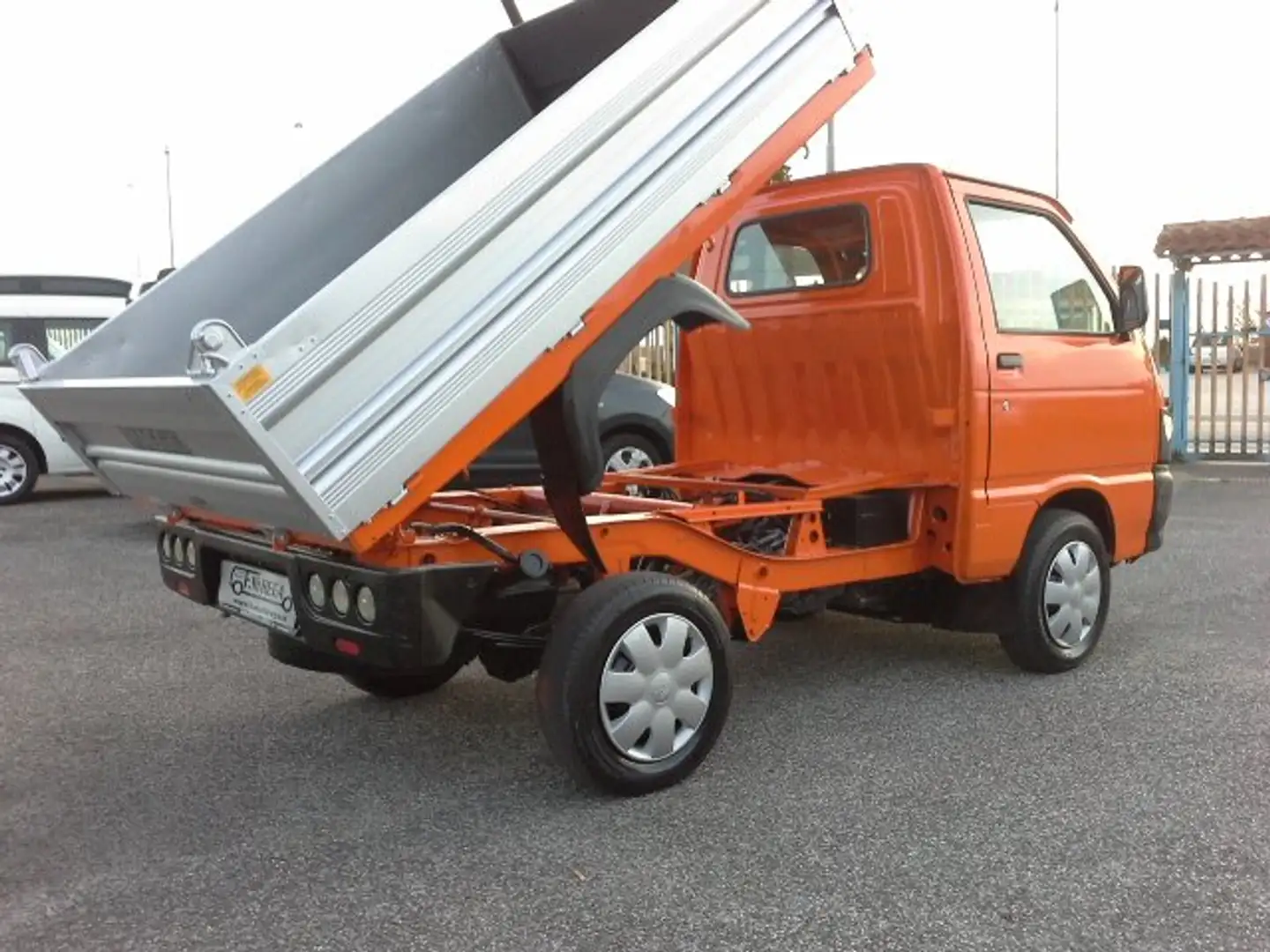 Piaggio Porter 1.3 16V CASSONE RIBALTABILE 2,00 M TIPPER Naranja - 2