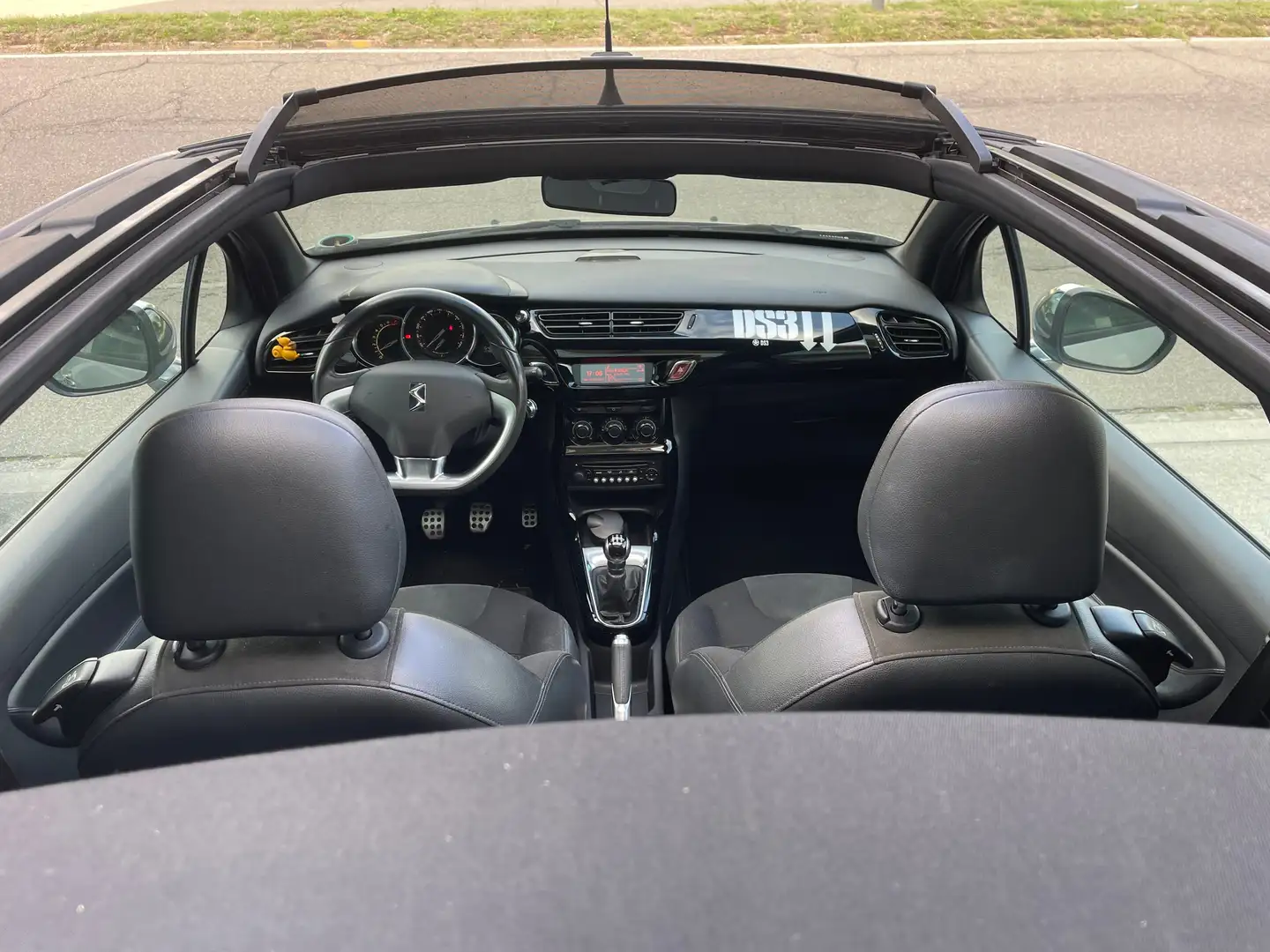 Citroen DS3 Cabrio 1.2 puretech So Chic 82cv uso NEOPATENTATI Argento - 2